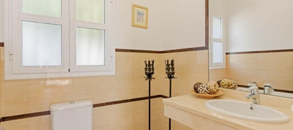 4 غرف نوم فيلا في Malaga, Spain رقم 39787 23