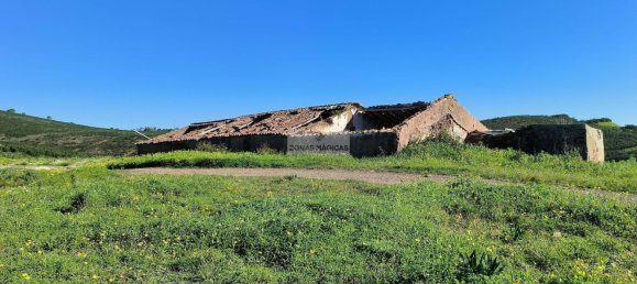 Terreno en Lagos, Portugal 513160 m² No. 88535 9