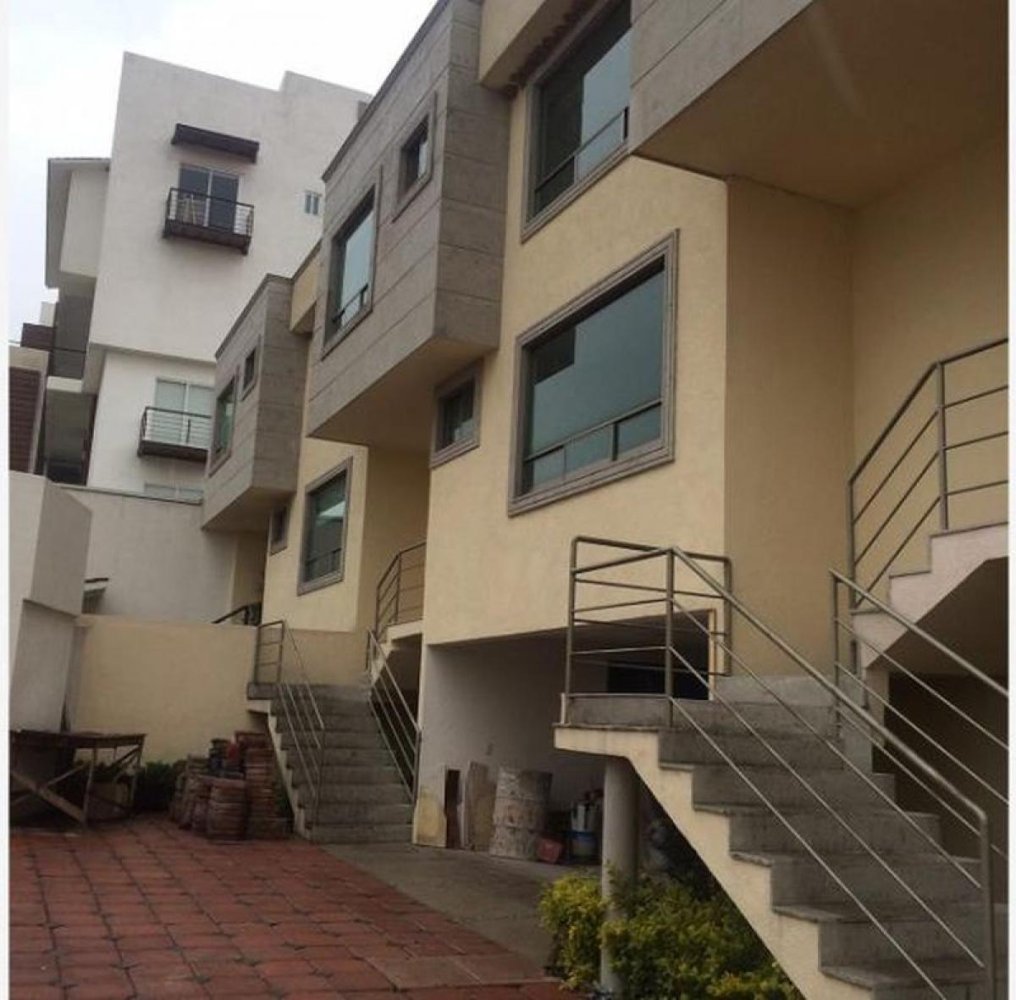 3 bedrooms House in Naucalpan de Juarez, Mexico No. 226455