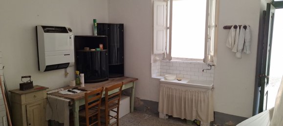 5 rooms House in Carunchio, Italy No. 291547 7