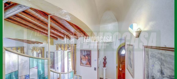 7 rooms Villa in Laveno-Mombello, Italy No. 312022 21