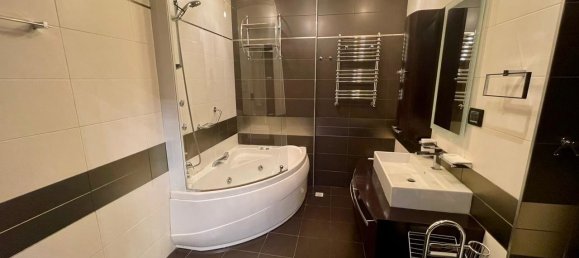 5 bedrooms Apartment in Yasamal, Azerbaijan No. 2227 13