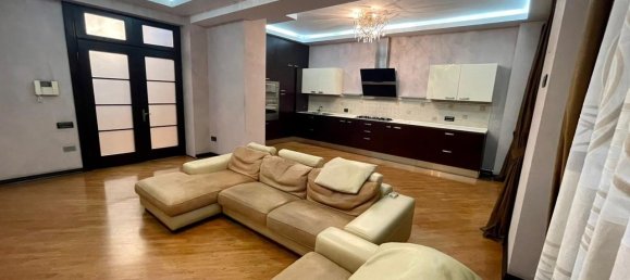 5 bedrooms Apartment in Yasamal, Azerbaijan No. 2227 33