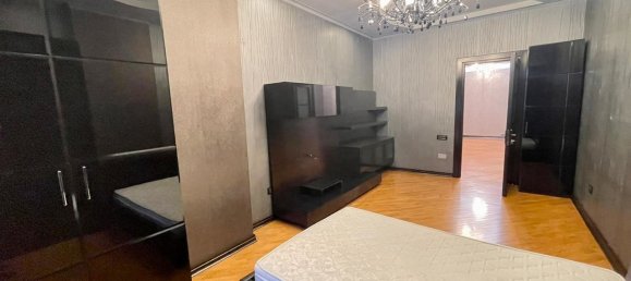 5 bedrooms Apartment in Yasamal, Azerbaijan No. 2227 21