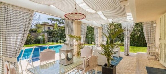 6 bedrooms Villa in Forte dei Marmi, Italy No. 69373 5