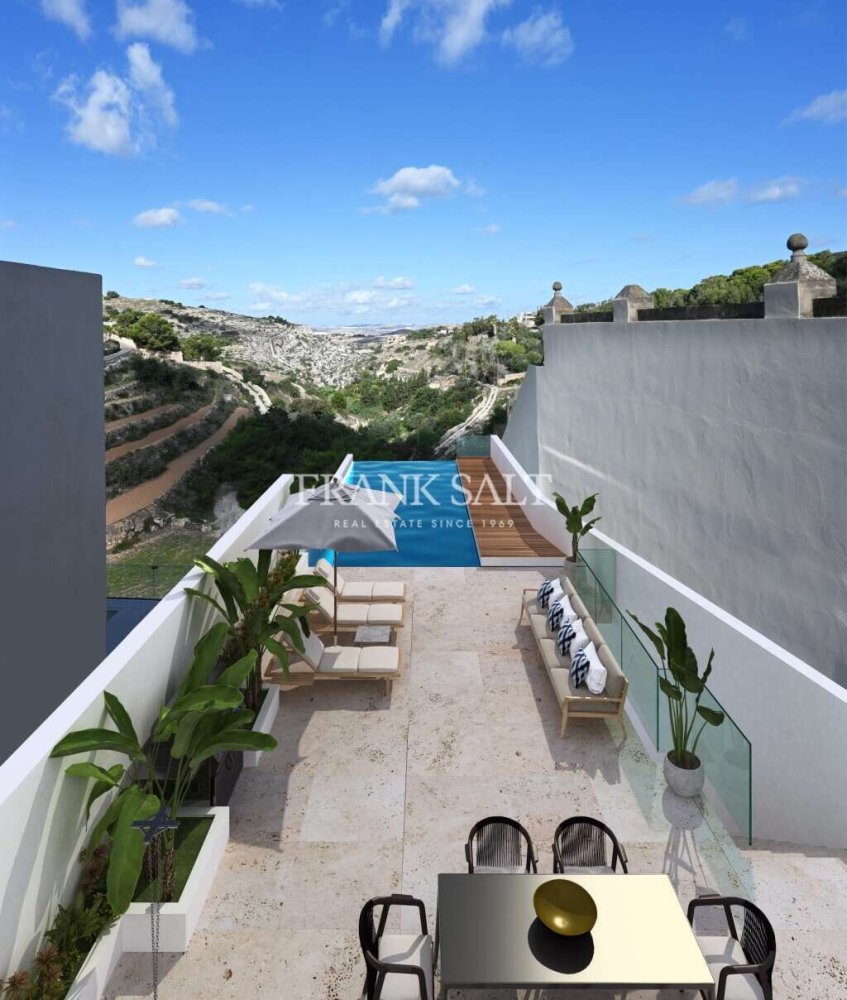 3 bedrooms Villa in Swieqi, Malta No. 5099