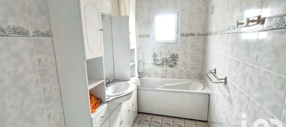 Casa de 3 dormitorios en Buchy, France No. 353014 8