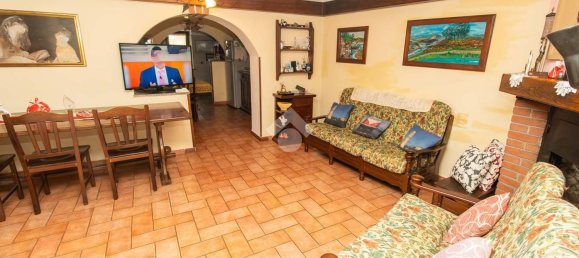 5 rooms House in Turin, Italy No. 271693 8