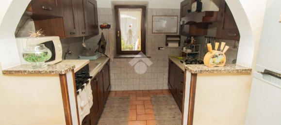 5 rooms House in Turin, Italy No. 271693 3