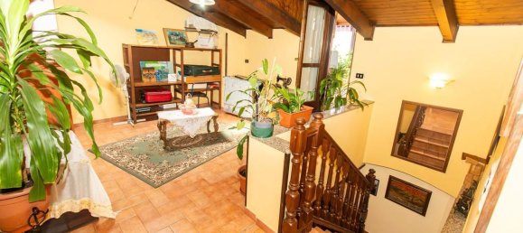 5 rooms House in Turin, Italy No. 271693 15