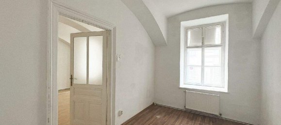 2 rooms Apartment in Josefstadt, Austria No. 236086 5
