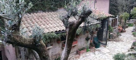 Вилла с 8 комнатами в Веллетри, Италия № 194781 5