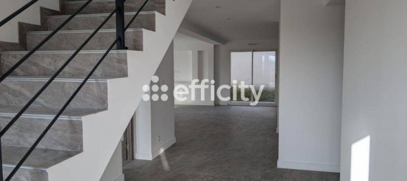 4 chambres Maison à Côte-d'Or, France No. 359253 7