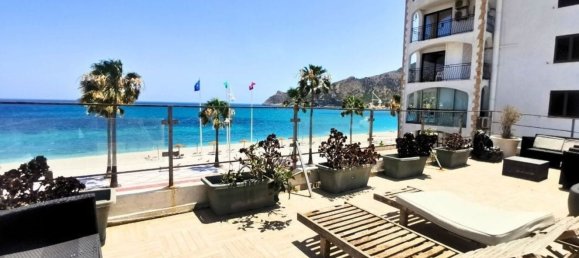 7 bedrooms House in Altea, Spain No. 159918 3