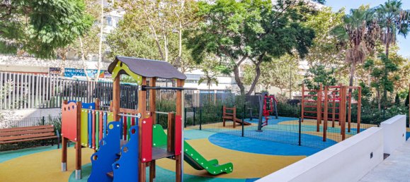 Apartamento de 3 dormitorios en Marbella, Spain No. 136799 14