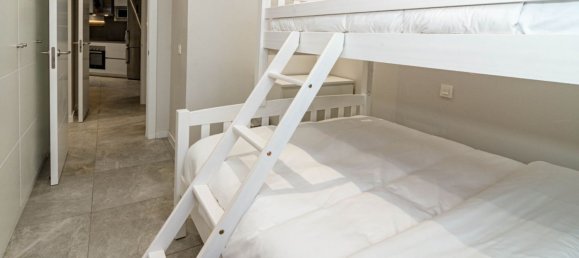 Apartamento de 3 dormitorios en Marbella, Spain No. 136799 16