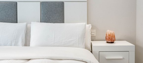 Apartamento de 3 dormitorios en Marbella, Spain No. 136799 11