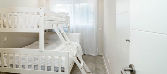 Apartamento de 3 dormitorios en Marbella, Spain No. 136799 10