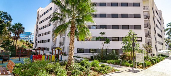 Apartamento de 3 dormitorios en Marbella, Spain No. 136799 19