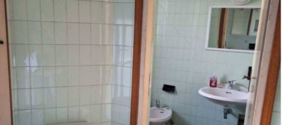 Oficina en Ferrara, Italy 23 m² No. 274405 3