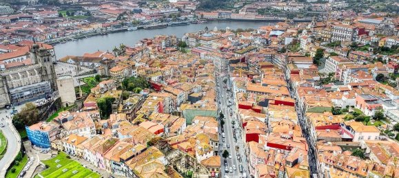 Gebäude in Porto, Portugal 350m², Nr. 129339 5