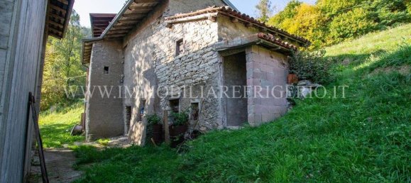3 bedrooms House in Caprino Bergamasco, Italy No. 176793 3