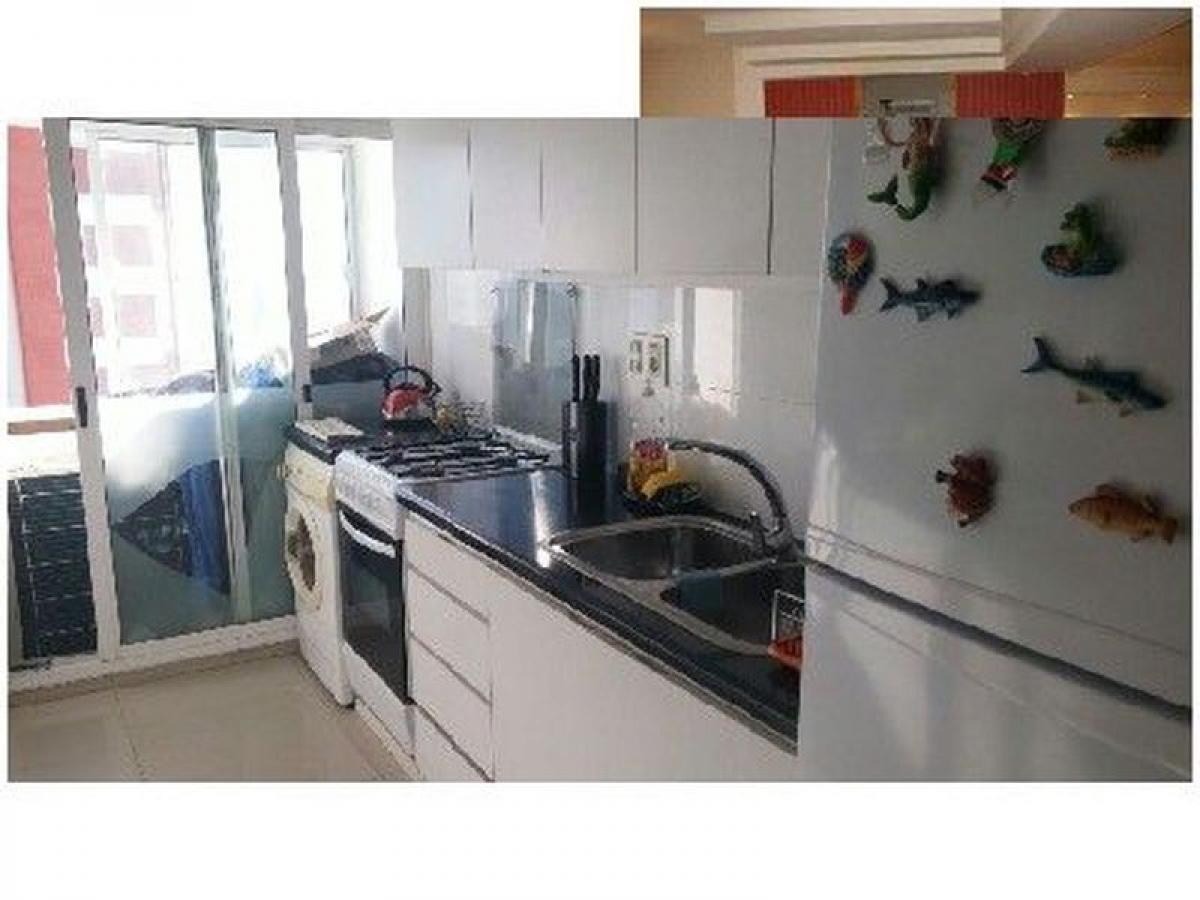 Apartamento de 3 dormitorios en Maldonado, Uruguay No. 8255