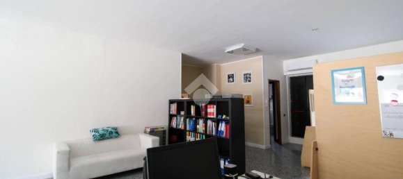 1 room Commercial property in Peschiera Borromeo, Italy No. 296481 3