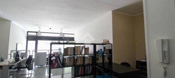 1 room Commercial property in Peschiera Borromeo, Italy No. 296481 8