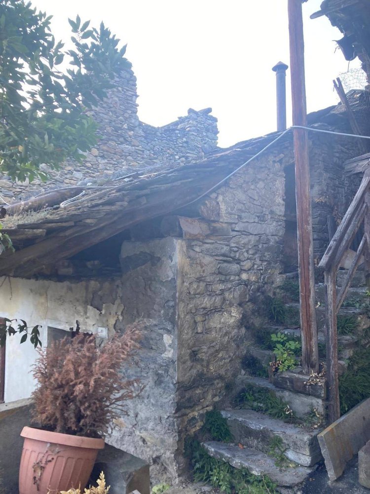 6-Zimmer Wohnung in Morgex, Italy, Nr. 73714