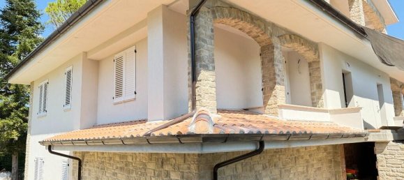 8 Schlafzimmer Villa in Marche, Italy, Nr. 386278 34