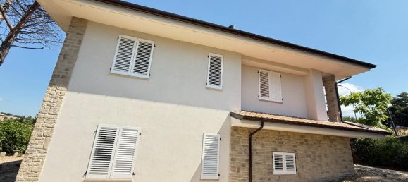 8 Schlafzimmer Villa in Marche, Italy, Nr. 386278 4
