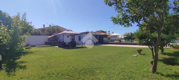 3 bedrooms Villa in Anzio, Italy No. 47714 26