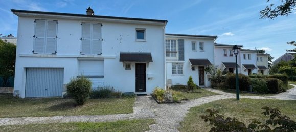 3 bedrooms House in Ennery, France No. 303360 4