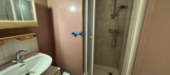 3 bedrooms House in Ennery, France No. 303360 16