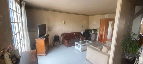 3 bedrooms House in Ennery, France No. 303360 17