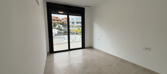 3 Schlafzimmer Penthouse in Estepona, Spain, Nr. 147523 23