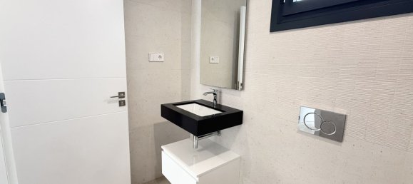 3 Schlafzimmer Penthouse in Estepona, Spain, Nr. 147523 5