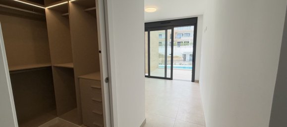 3 Schlafzimmer Penthouse in Estepona, Spain, Nr. 147523 29