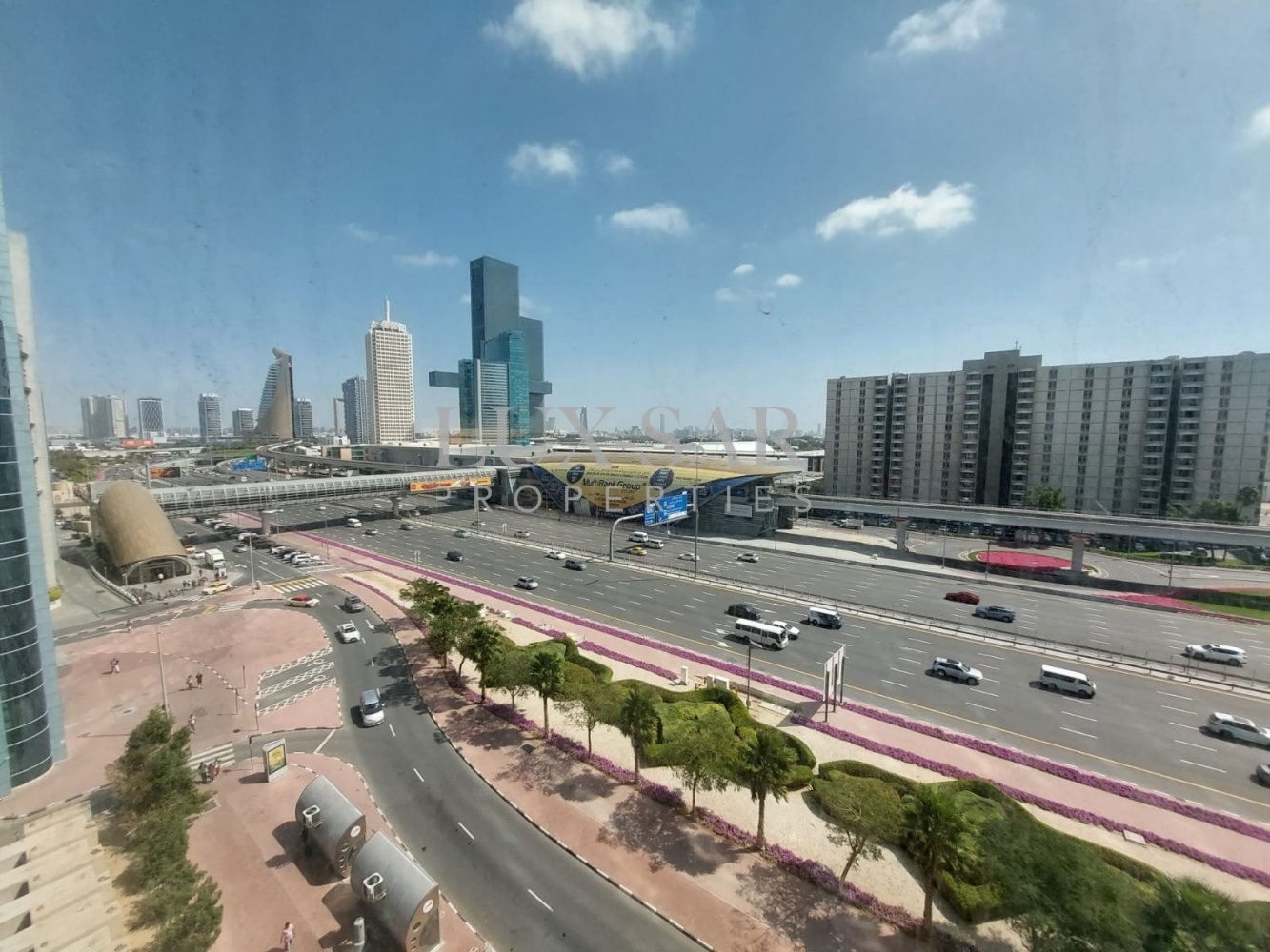  مكتب في Sheikh Zayed Road, UAE 208.1متر مربع رقم 7531