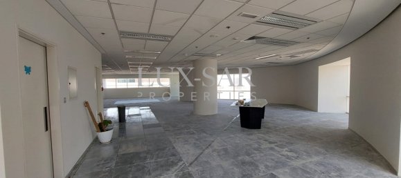  مكتب في Sheikh Zayed Road, UAE 208.1متر مربع رقم 7531 8