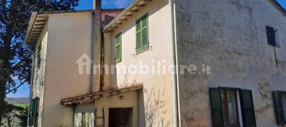 Casa de 3 dormitorios en Scansano, Italy No. 197861 2