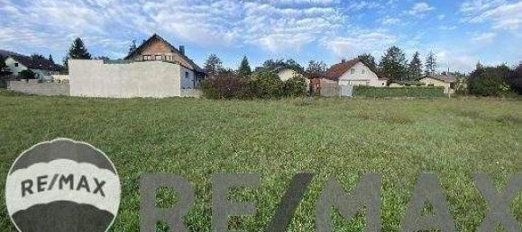  Land in Konigstetten, Austria No. 86128 2