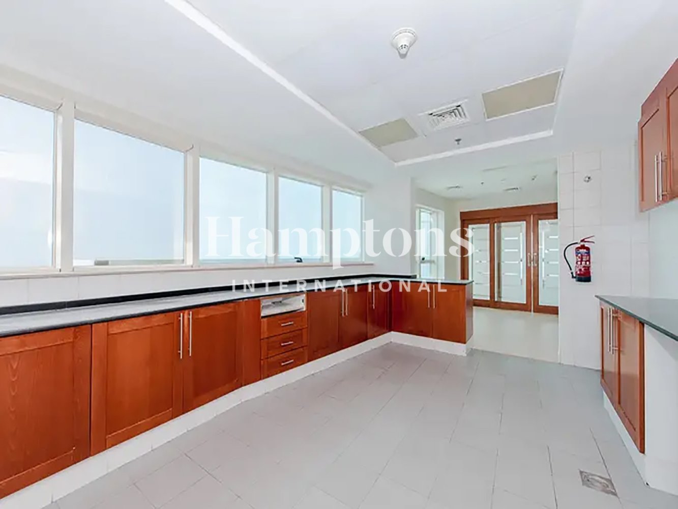 4 chambres appartement à louer à Dubai Media City, Dubai, UAE № 180178