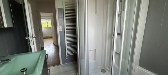 3 bedrooms House in Sotteville-les-Rouen, France No. 360642 4