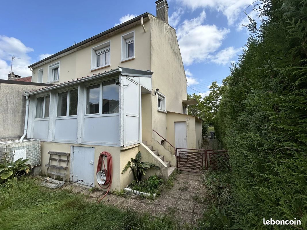 3 bedrooms House in Sotteville-les-Rouen, France No. 360642