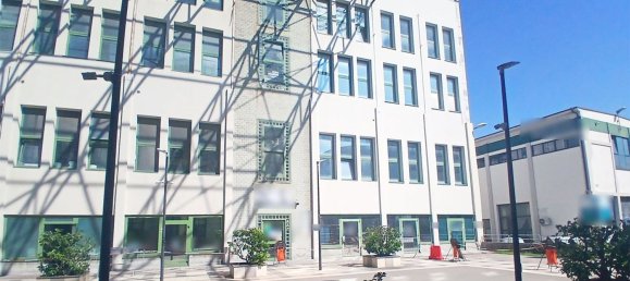 Escritório em Livorno, Italy 126 m² N.º 258069 3