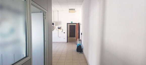Escritório em Livorno, Italy 126 m² N.º 258069 26
