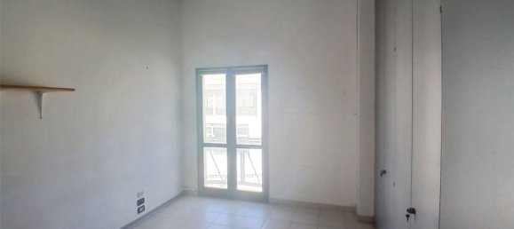 Escritório em Livorno, Italy 126 m² N.º 258069 13