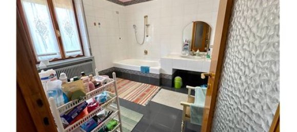 3 bedrooms Villa in Castel Goffredo, Italy No. 308531 10